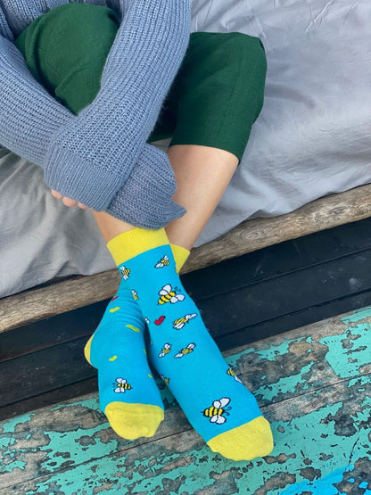 BUZZ blue socks with bees and hearts